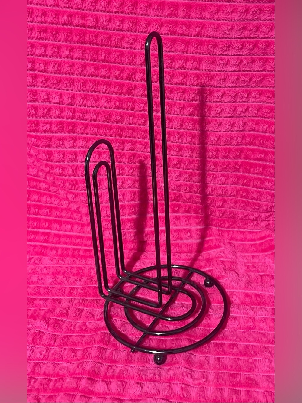 Black Metal Paper Towel Holder
